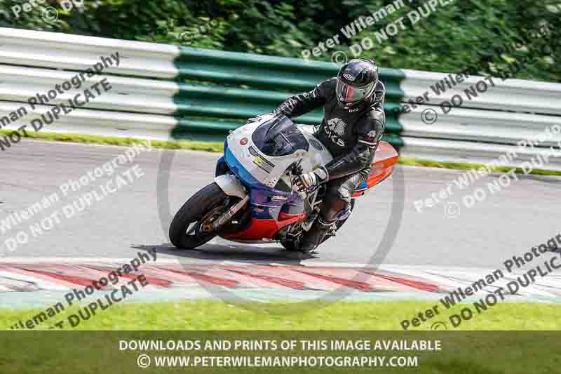 cadwell no limits trackday;cadwell park;cadwell park photographs;cadwell trackday photographs;enduro digital images;event digital images;eventdigitalimages;no limits trackdays;peter wileman photography;racing digital images;trackday digital images;trackday photos